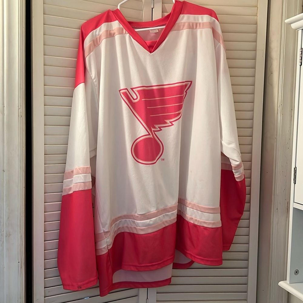 St. Louis Blues Jersey - giveaway